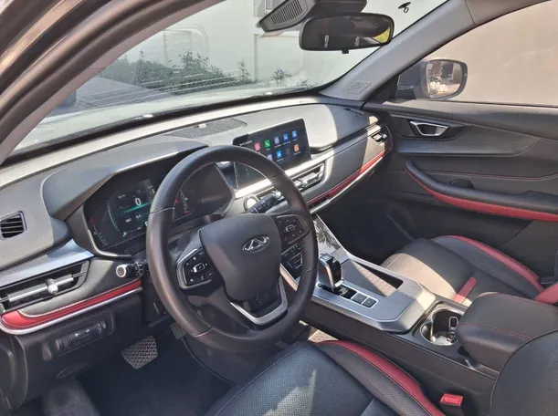 Car image 11