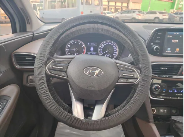 Car image 21