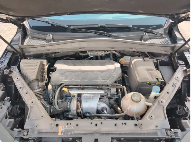 Car image 34