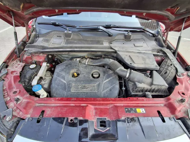 Car image 19