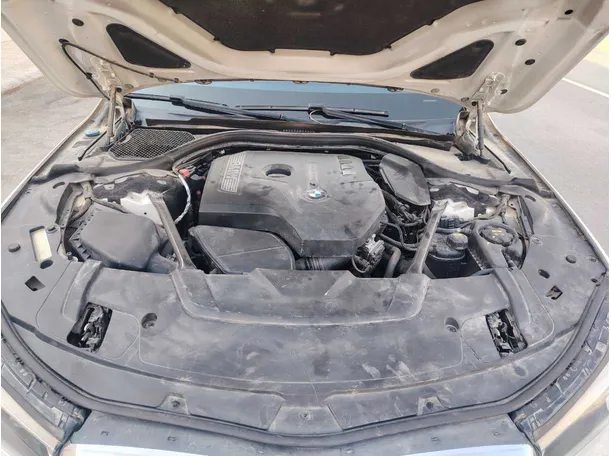 Car image 34
