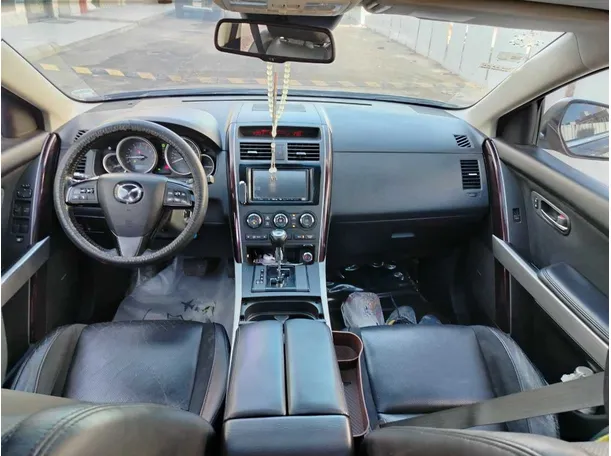 Car image 21