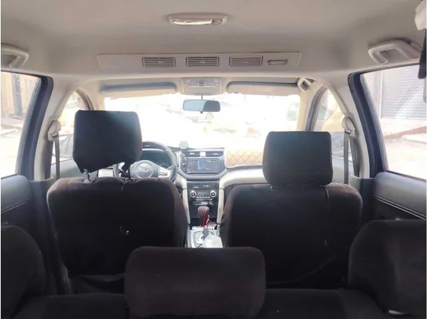 Car image 22