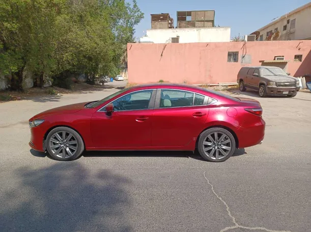 Car image 8