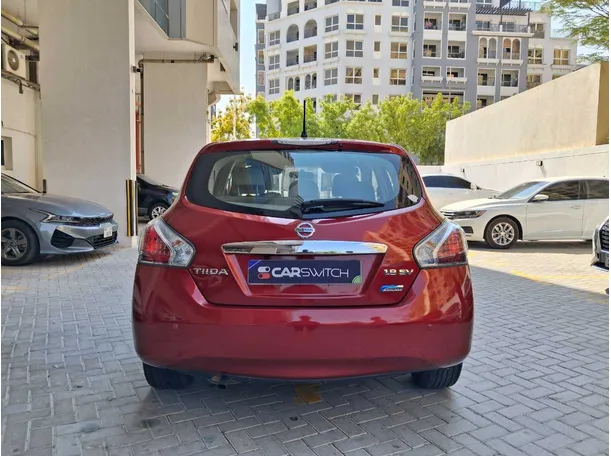 Car image 6