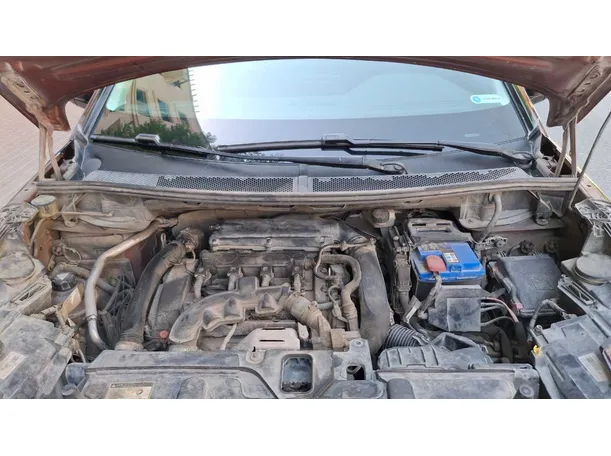 Car image 21