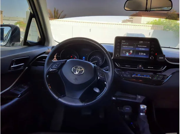 Car image 15