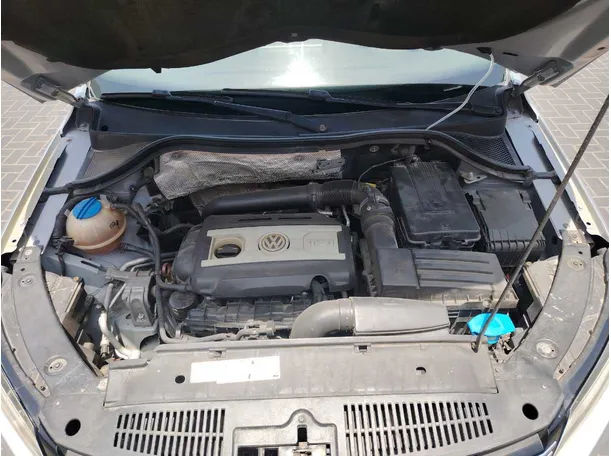 Car image 33