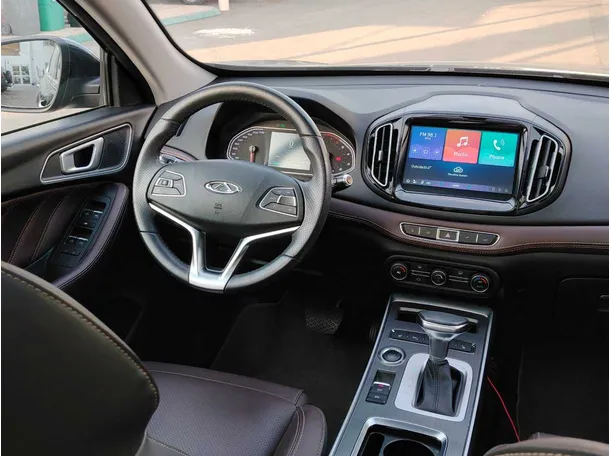 Car image 26