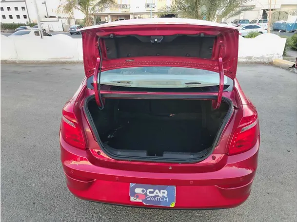 Car image 31