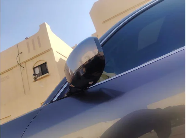 Car image 28