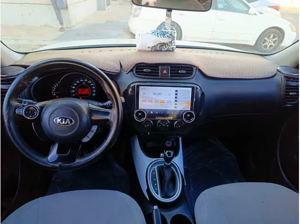 Car image 20
