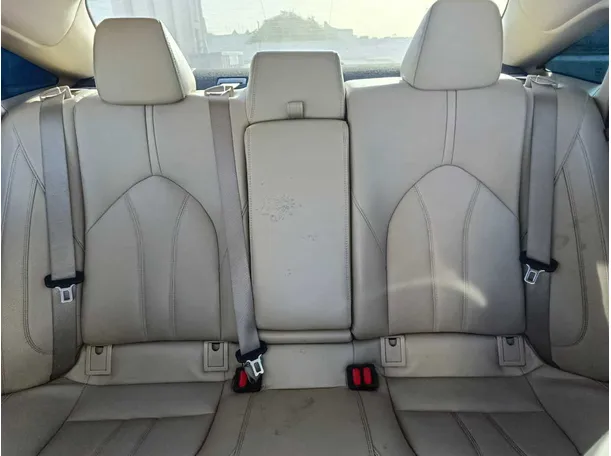 Car image 21