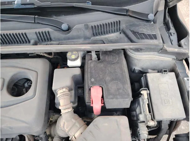 Car image 40
