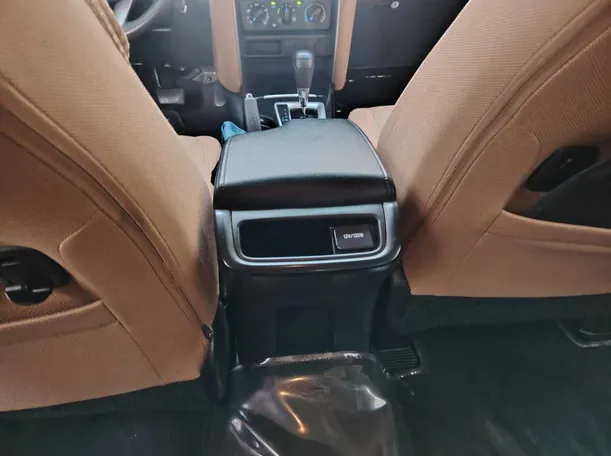 Car image 39
