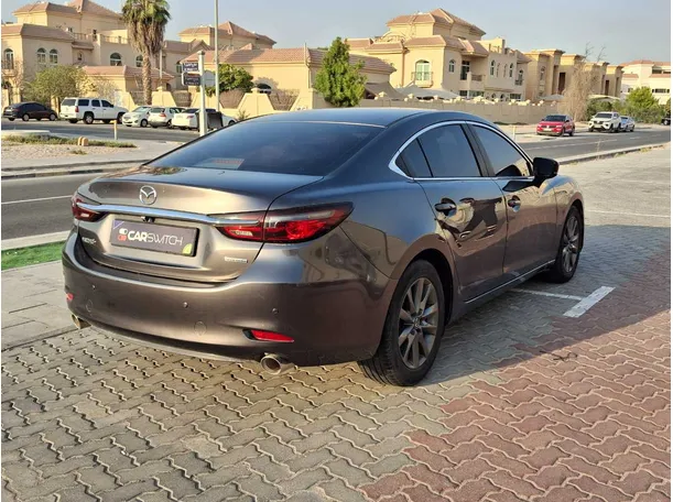 Car image 5