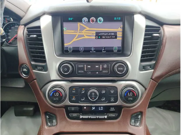 Car image 18