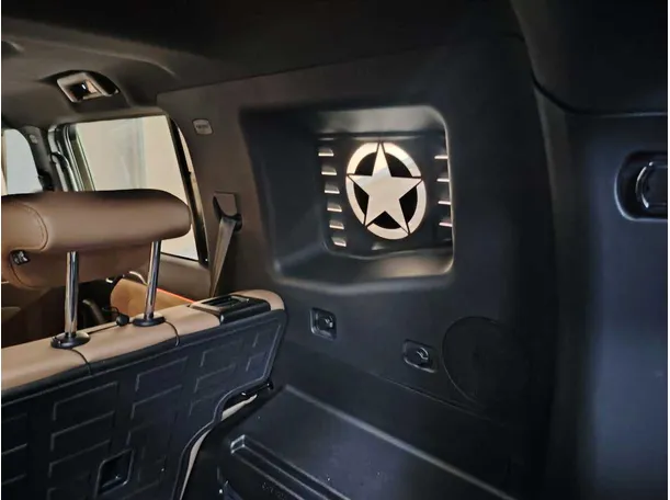 Car image 33