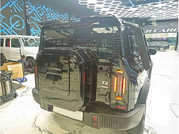 Car image 6