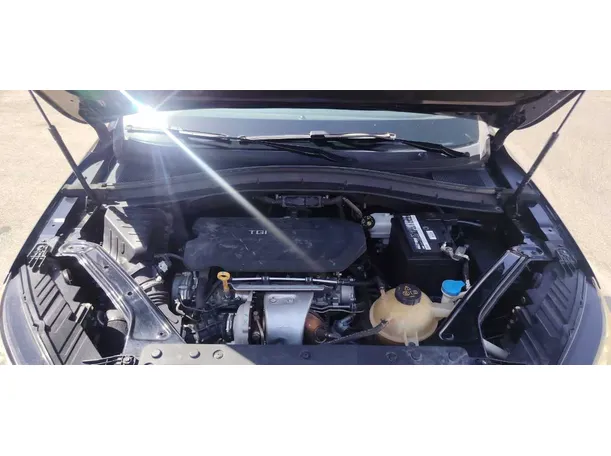 Car image 34