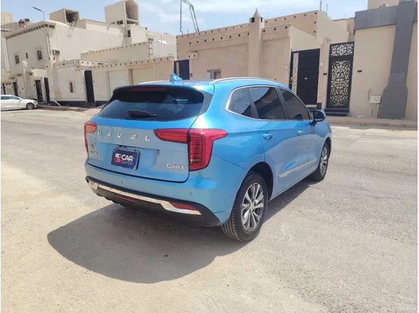 Car image 5