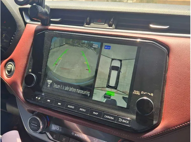 Car image 20