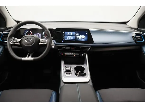 Car image 14