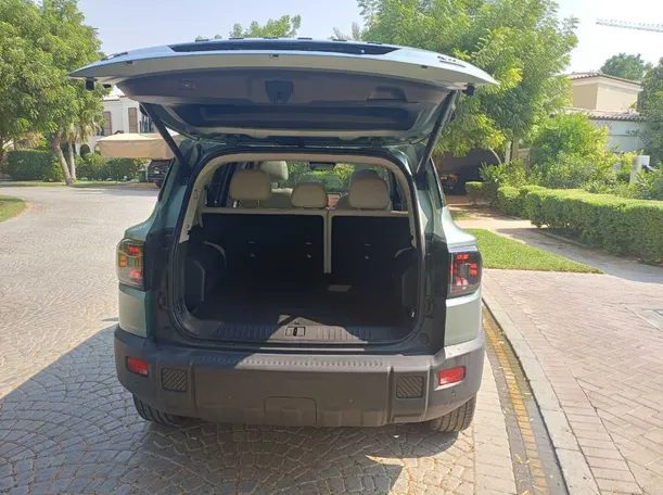 Car image 23