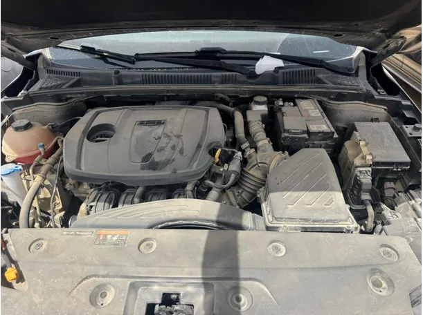 Car image 18