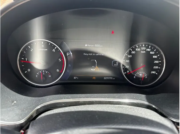 Car image 22