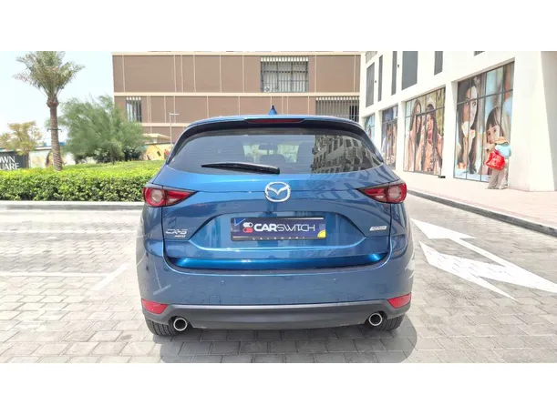 Car image 6