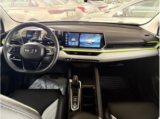 Car image 20