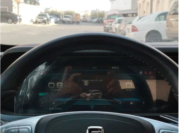 Car image 26