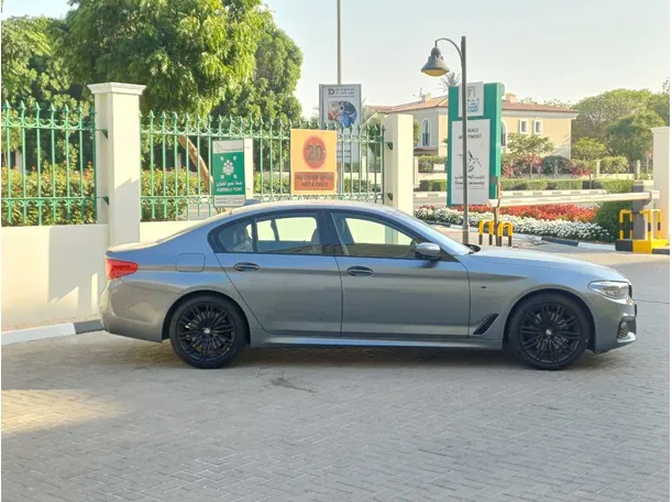 Car image 8