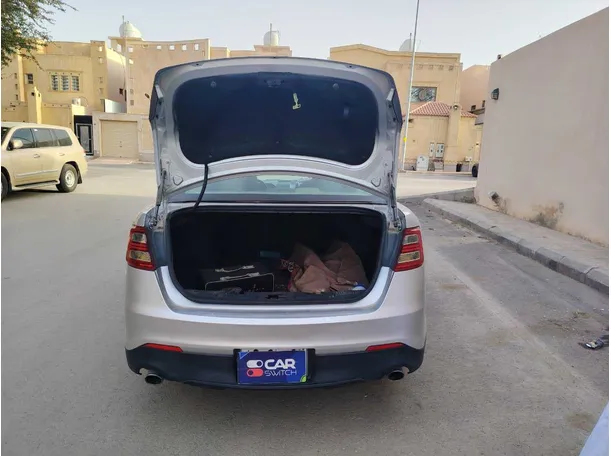 Car image 22