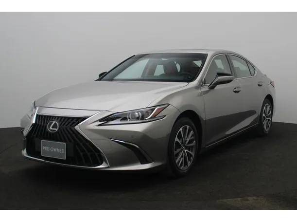 2024 Lexus ES300h in Dubai