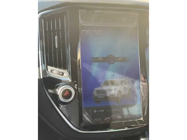 Car image 27