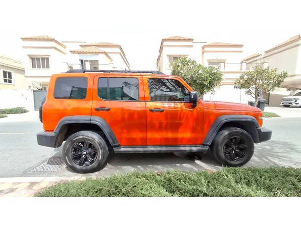Car image 8