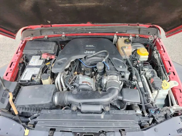 Car image 28
