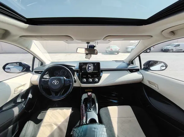 Car image 20