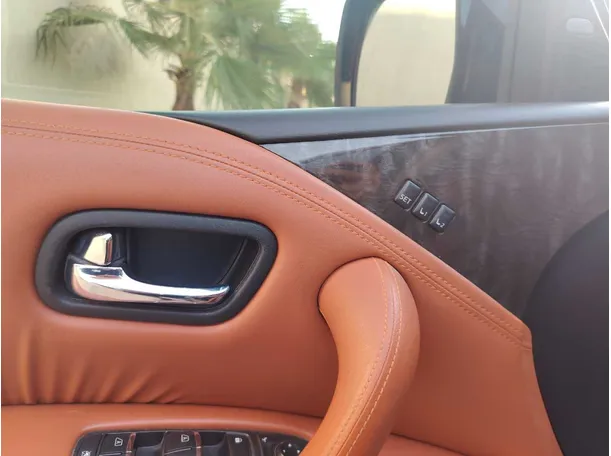 Car image 32