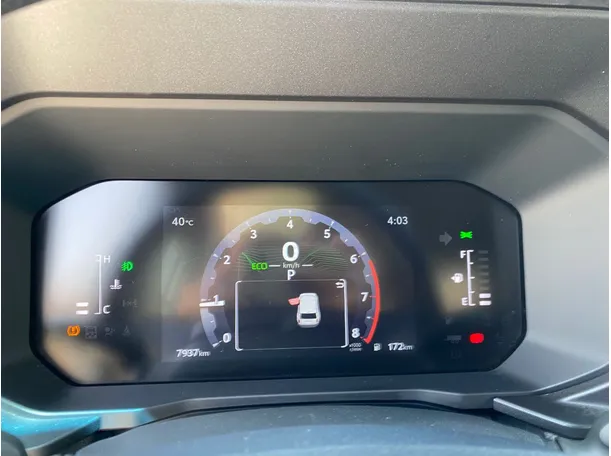 Car image 19