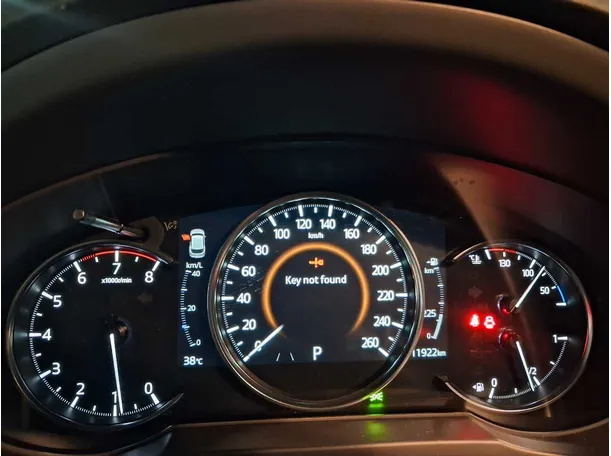 Car image 16