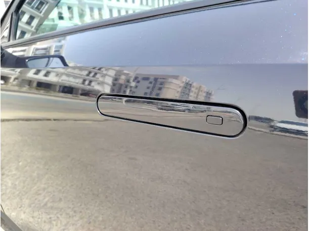 Car image 31
