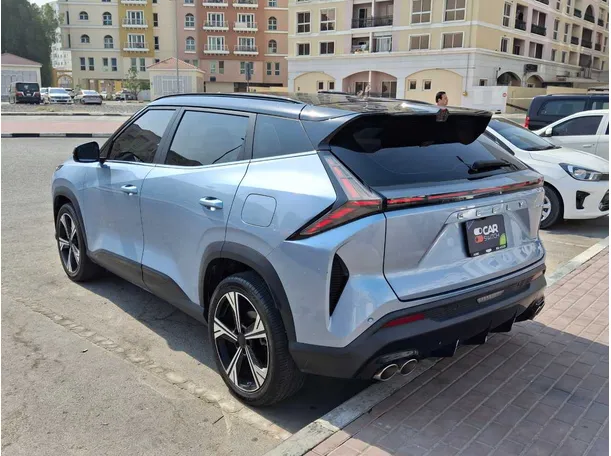 Car image 7