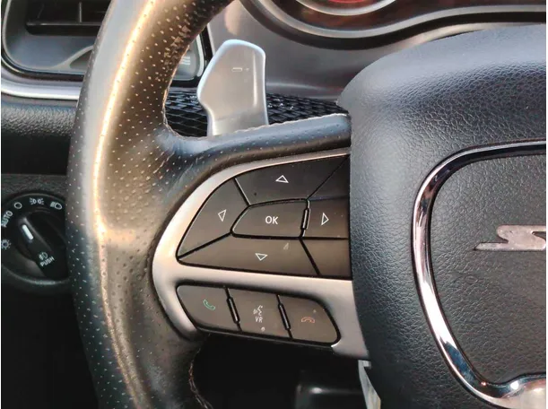 Car image 29