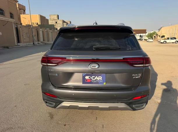 Car image 6