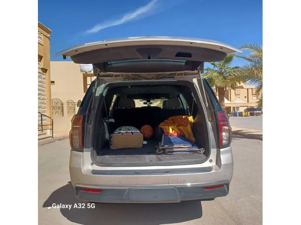 Car image 29