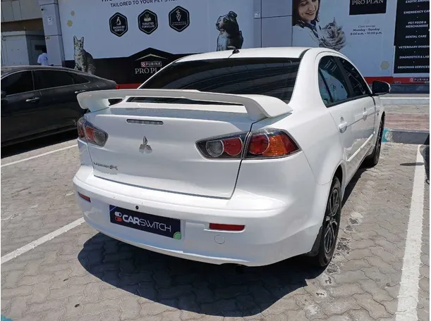 Car image 5