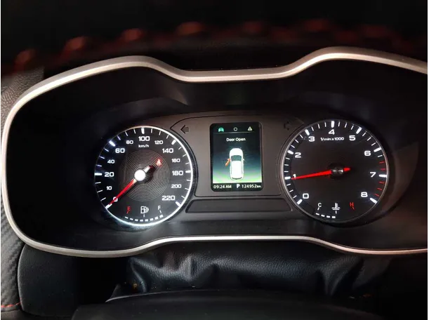 Car image 17